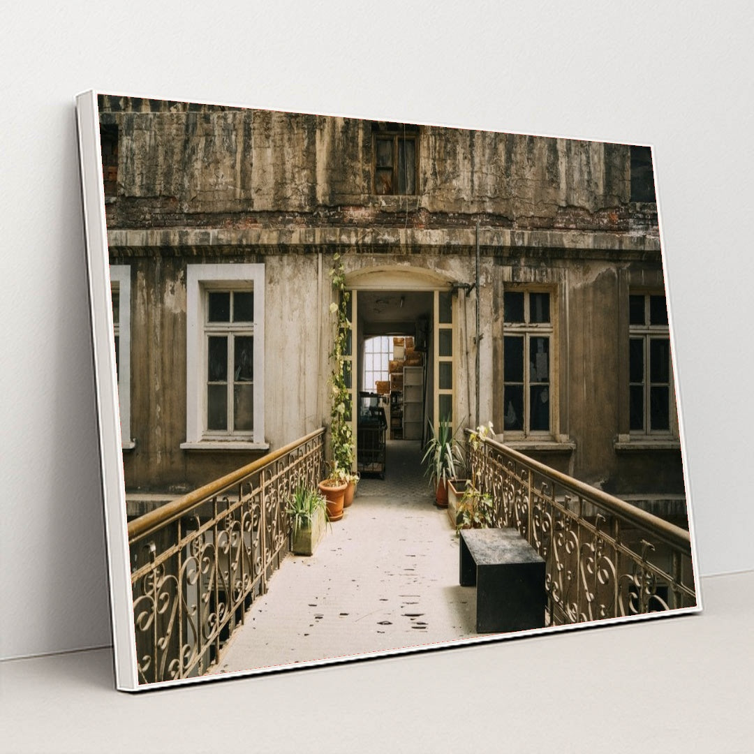 7090695372835 - Product Image