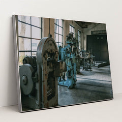 7090704711715 - Product Image