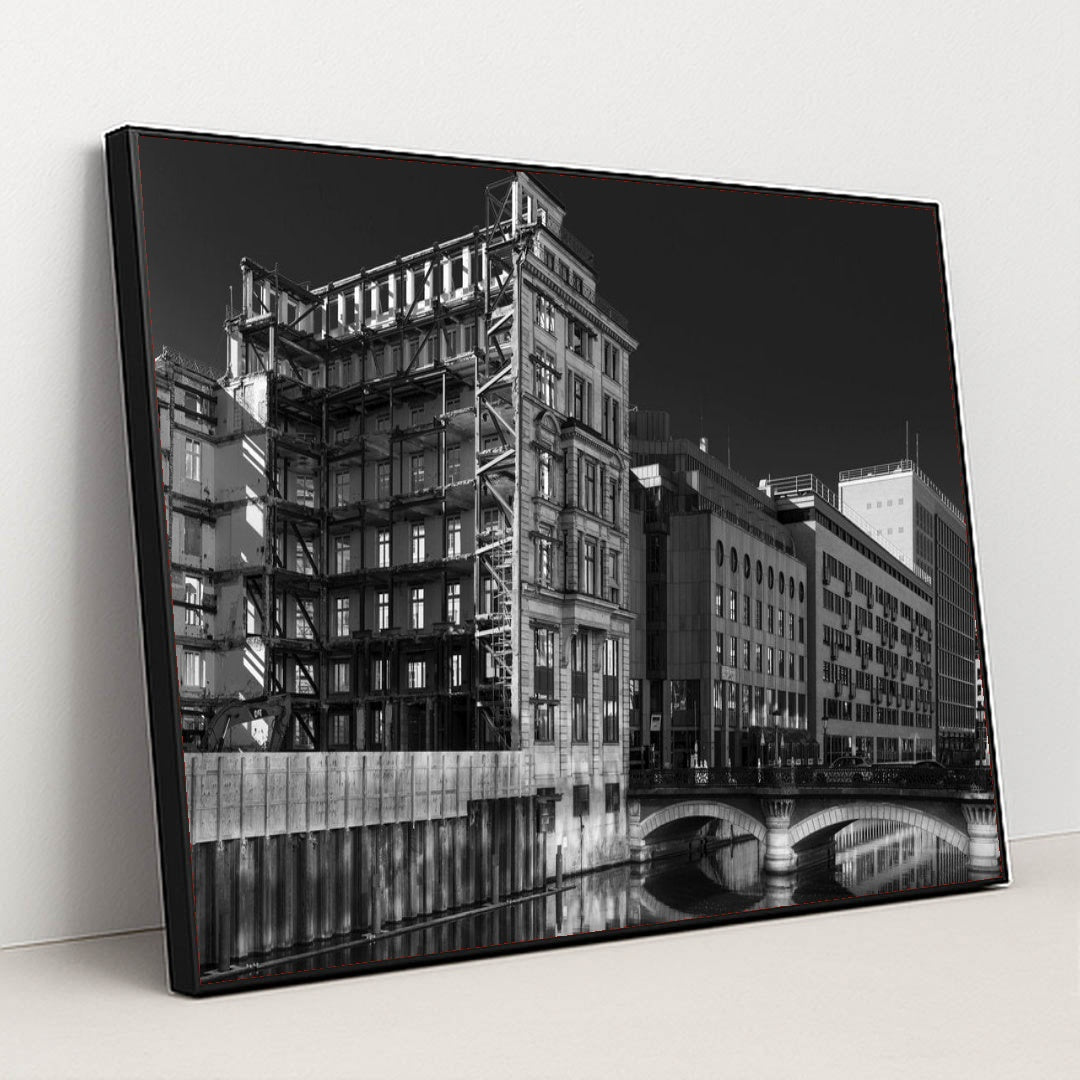 7090704220195 - Product Image