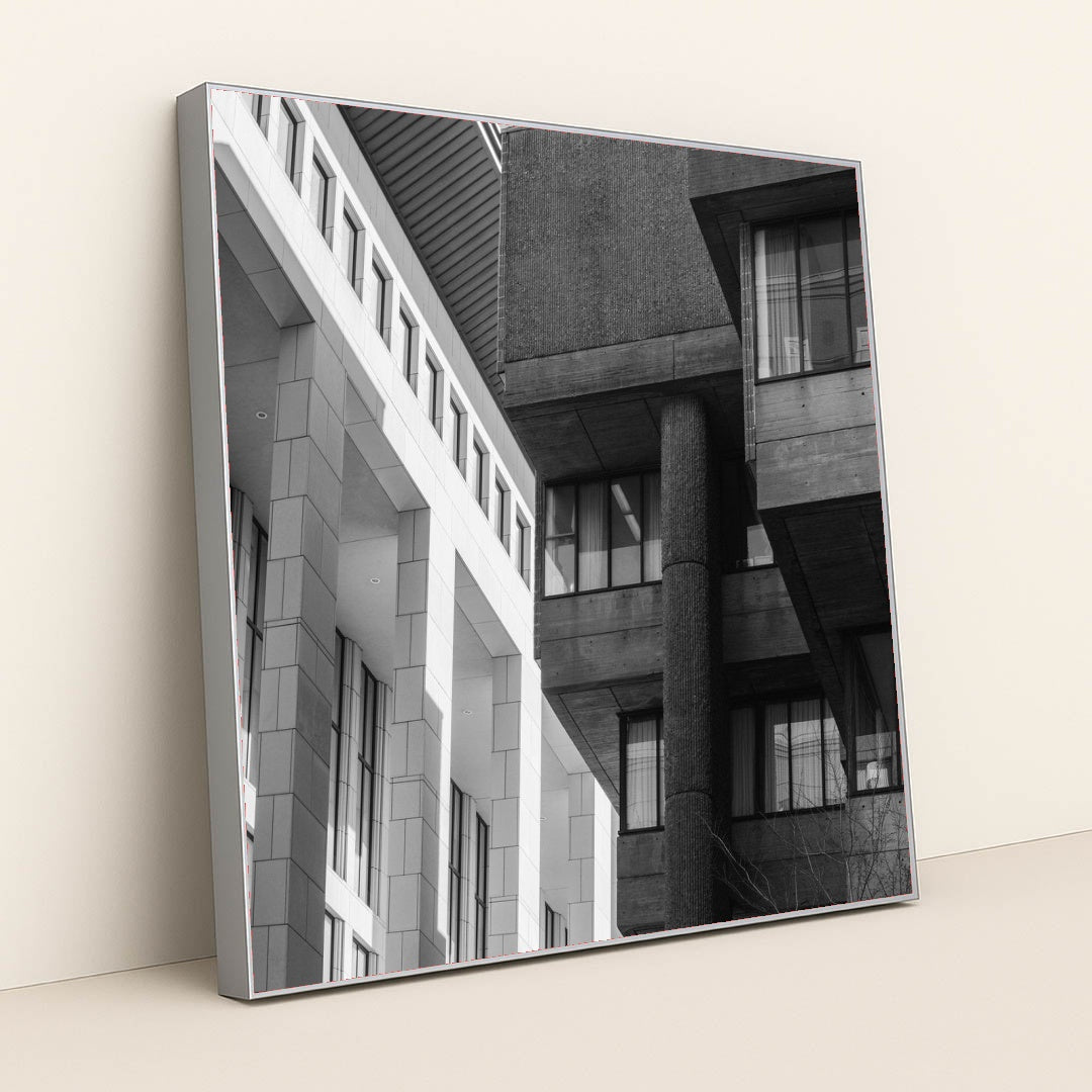 7090352422947 - Product Image