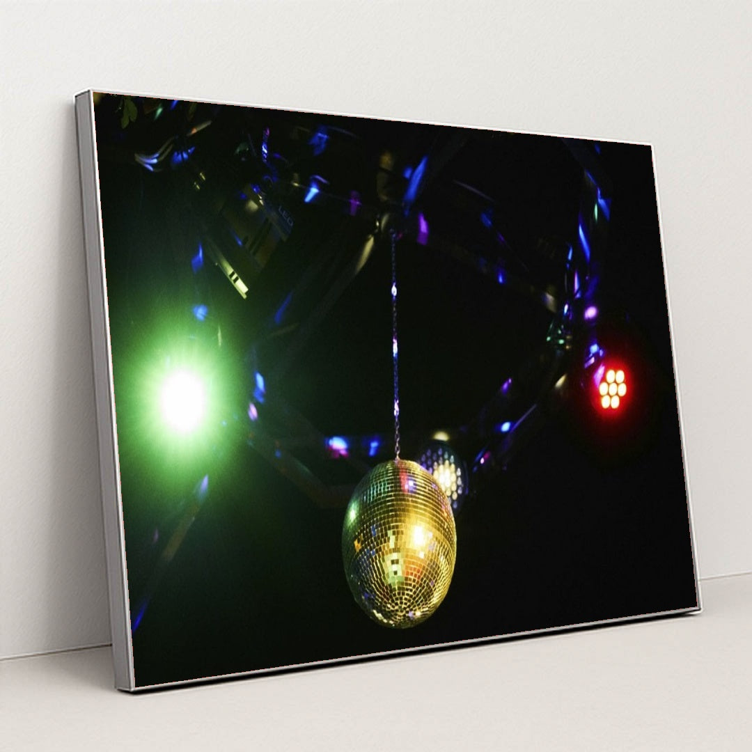 7090405048355 - Product Image