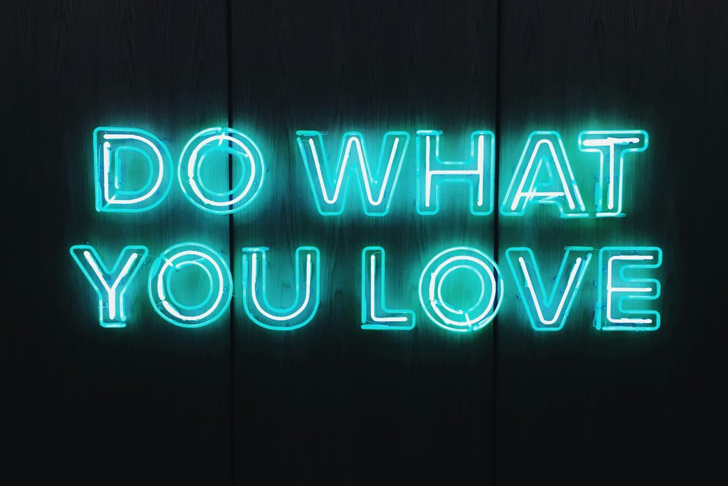 Millo Lin - Do What You Love text photo