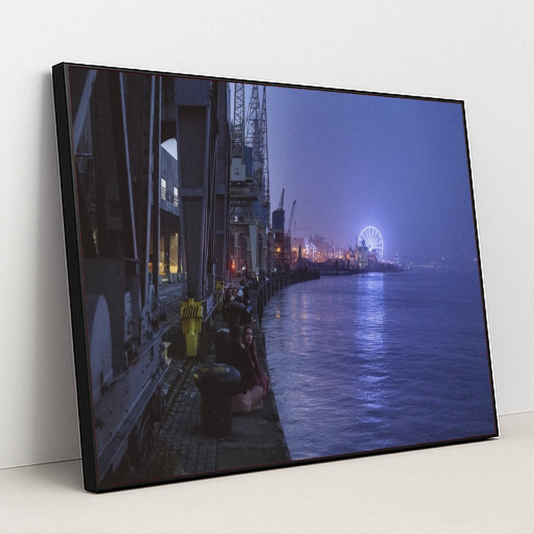 7090702843939 - Product Image