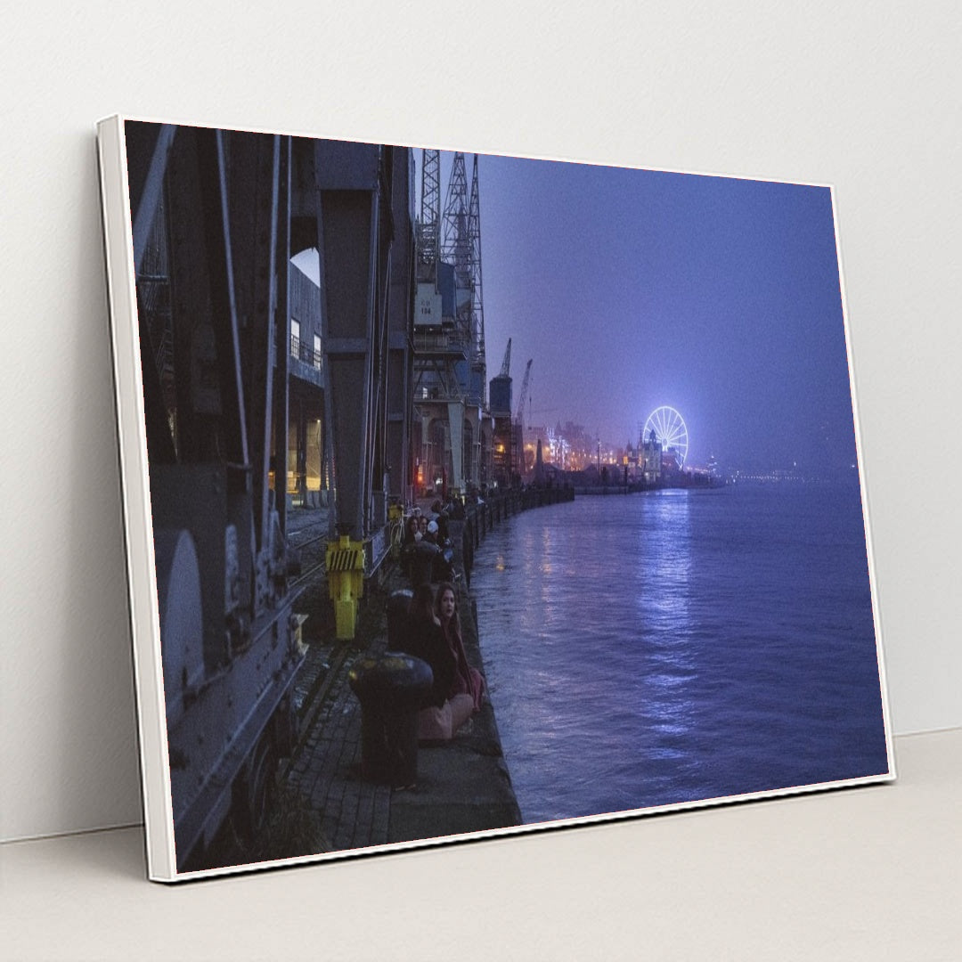 7090702843939 - Product Image