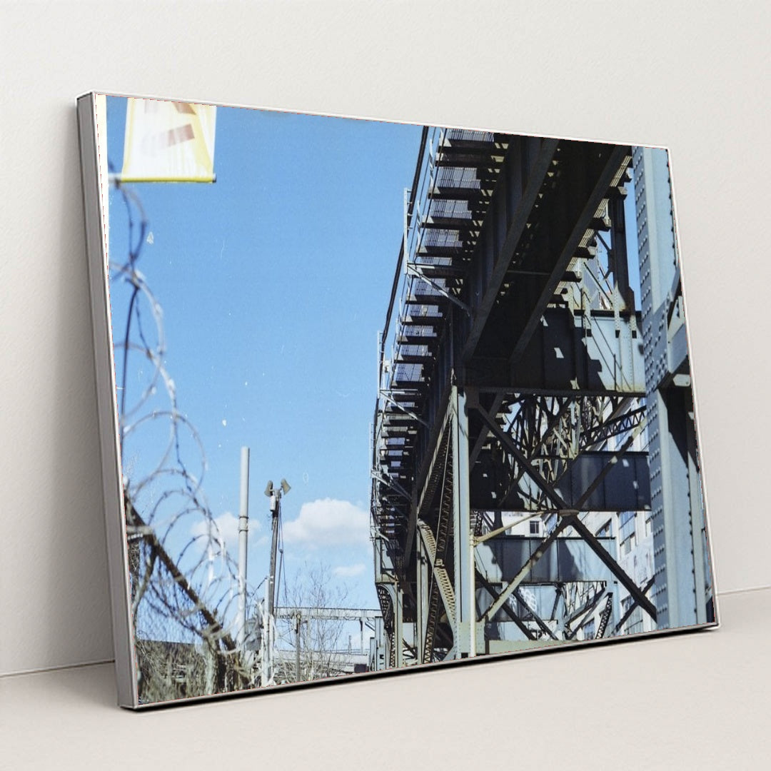 7090703335459 - Product Image