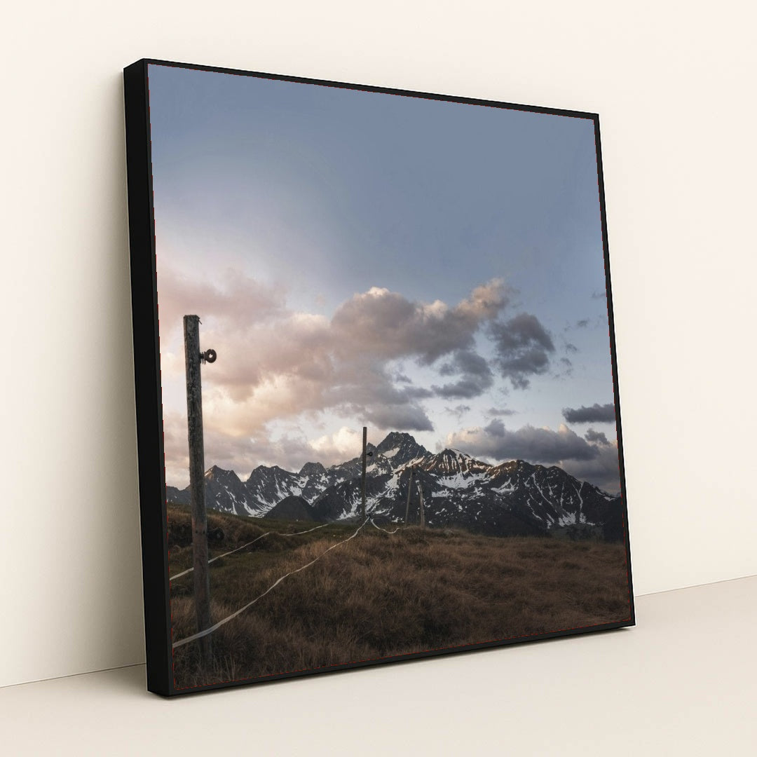 7090354126883 - Product Image