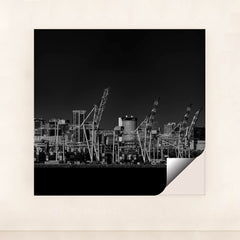 7090696585251 - Product Image