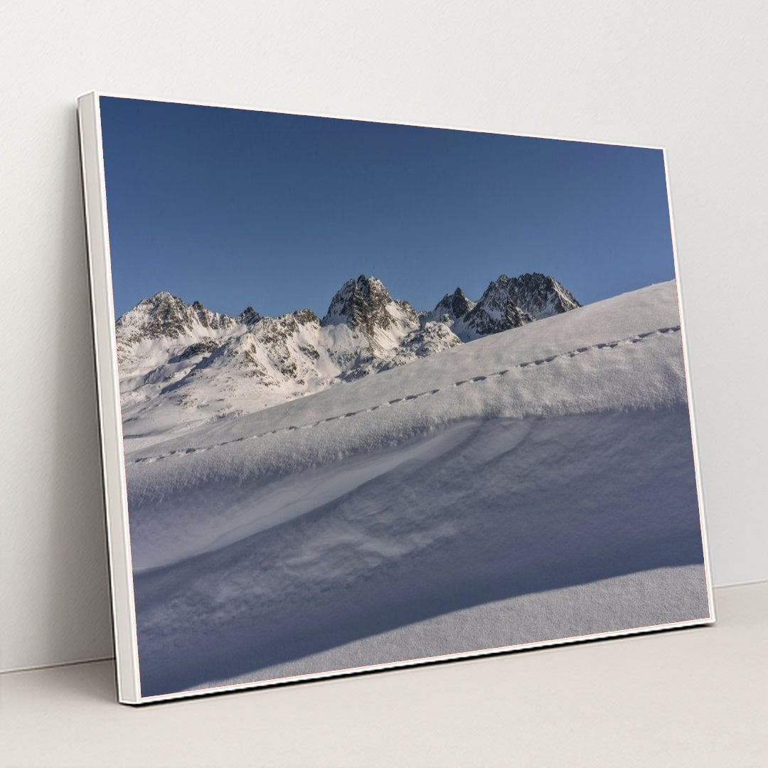 7090793906211 - Product Image