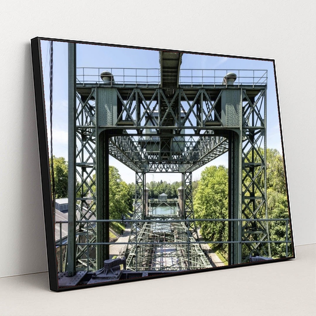 7090709921827 - Product Image