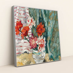 Bouquet devant une tenture verte (circa 1938) by Louis Valtat - Silver Frame Stretchiez