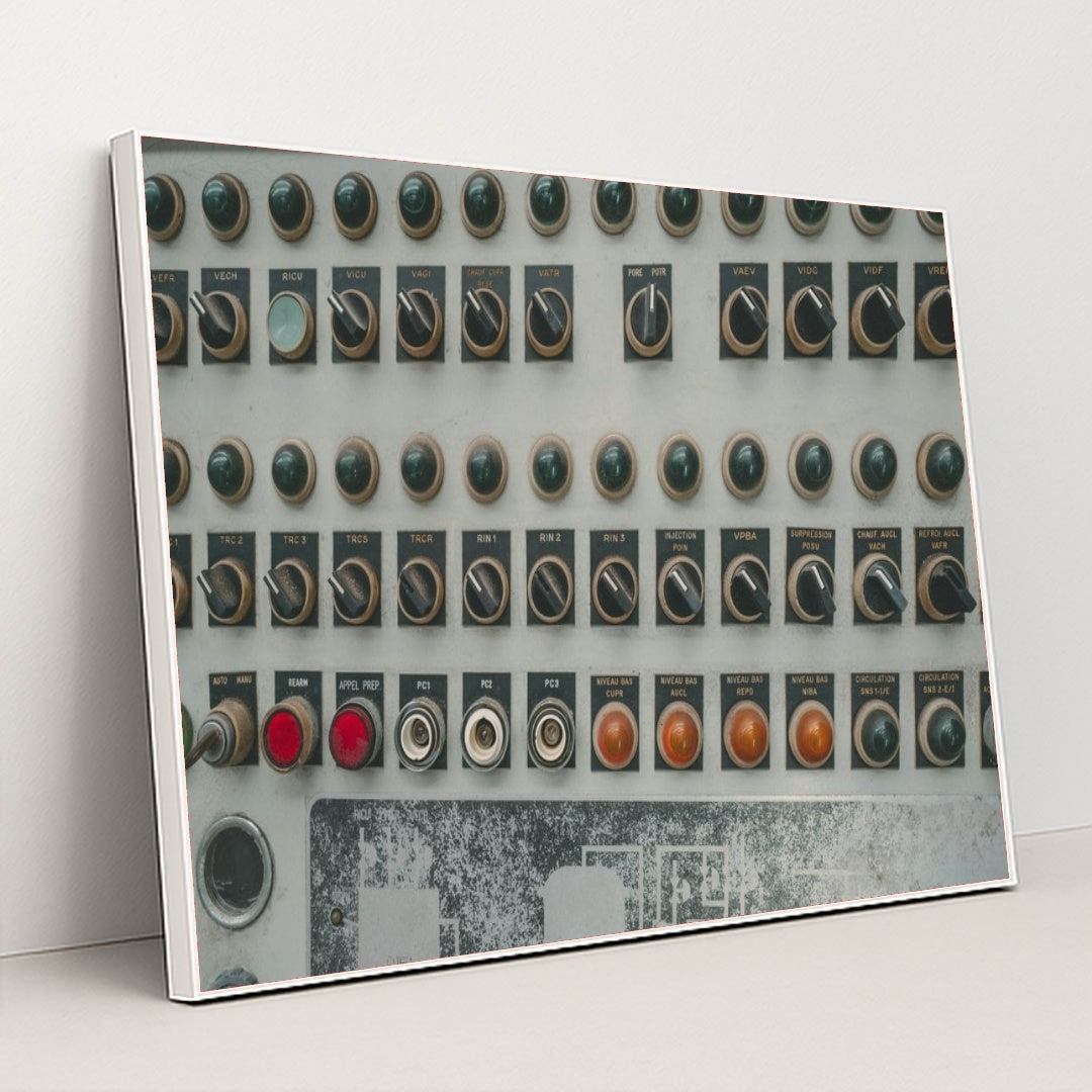 7090698846243 - Product Image