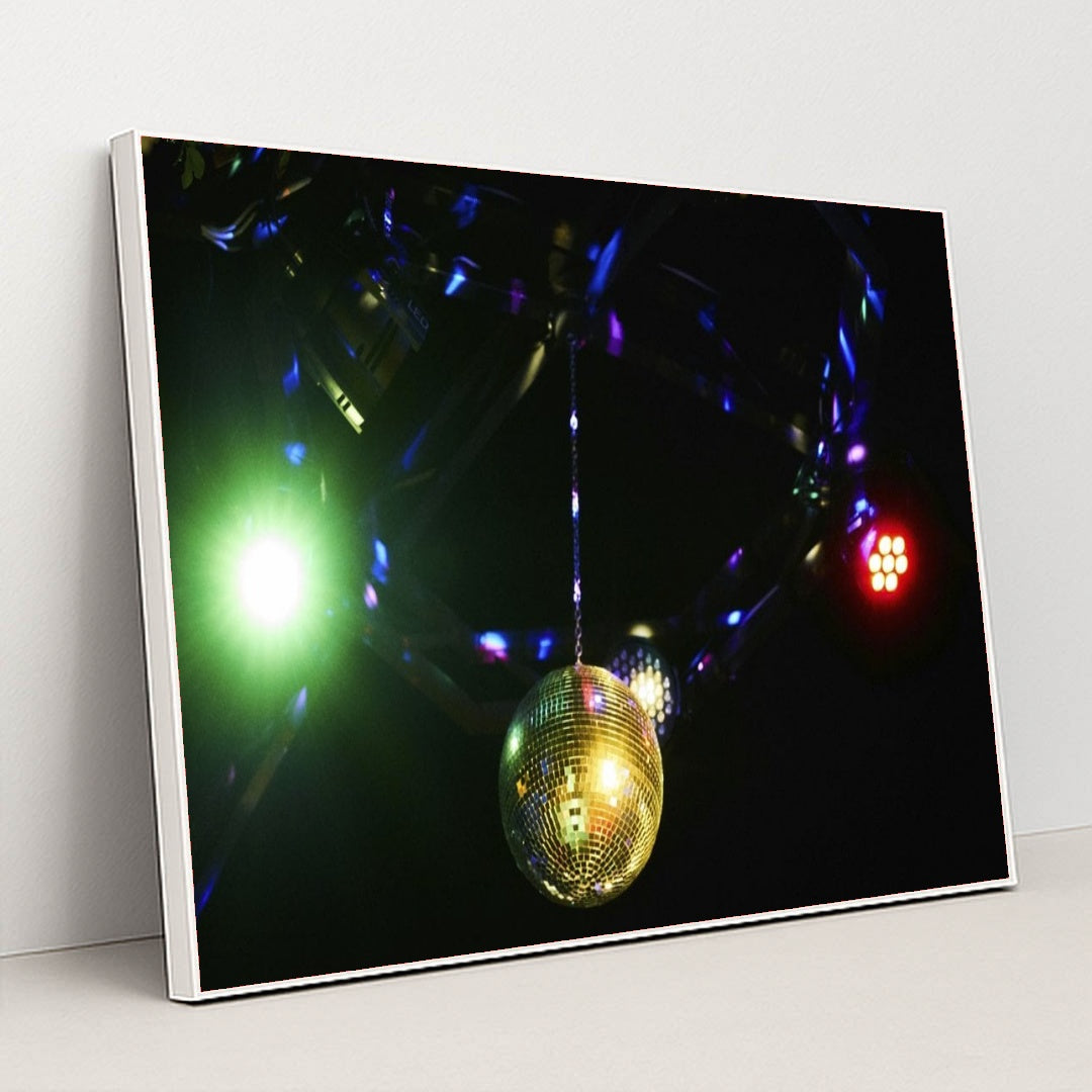 7090405048355 - Product Image