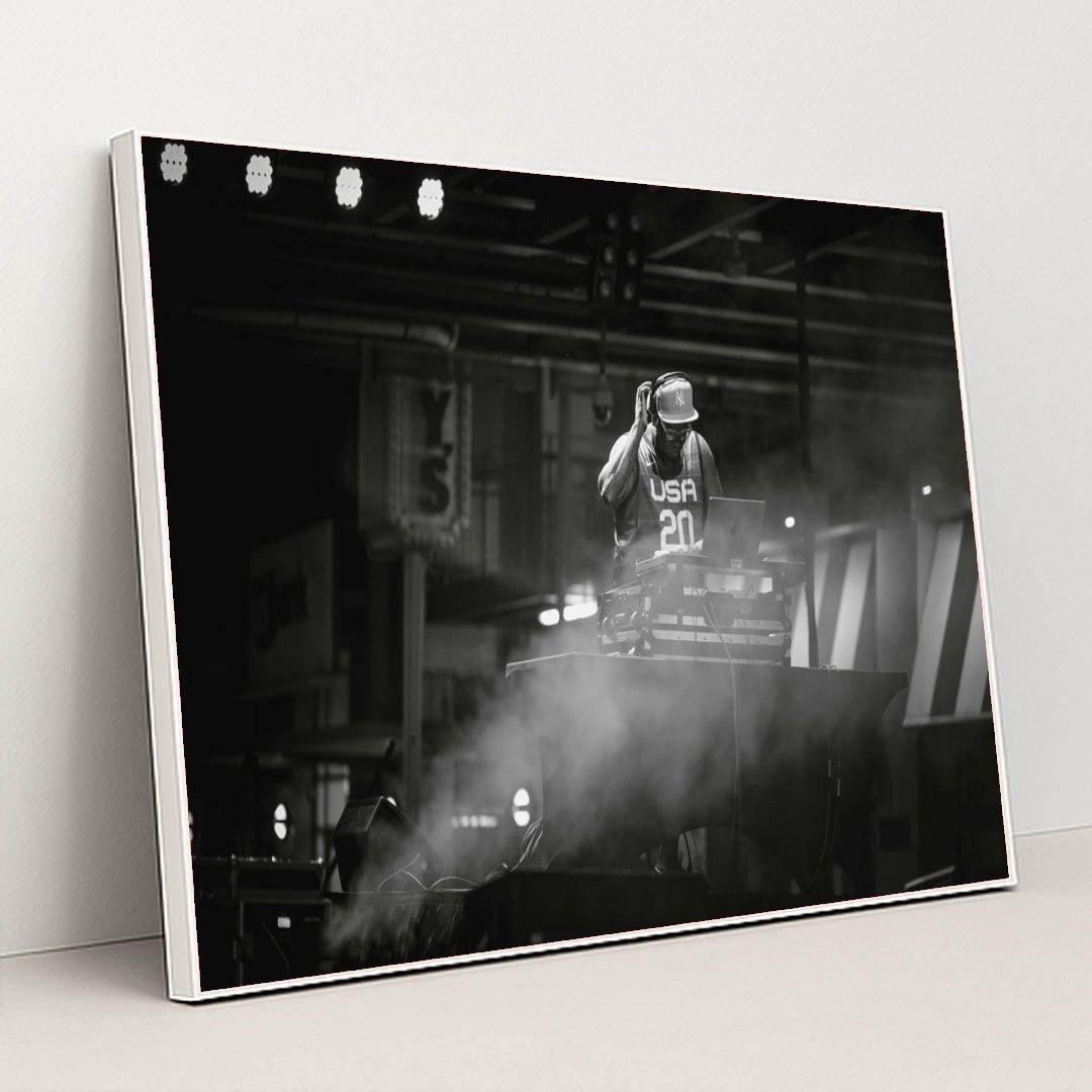 7090702614563 - Product Image