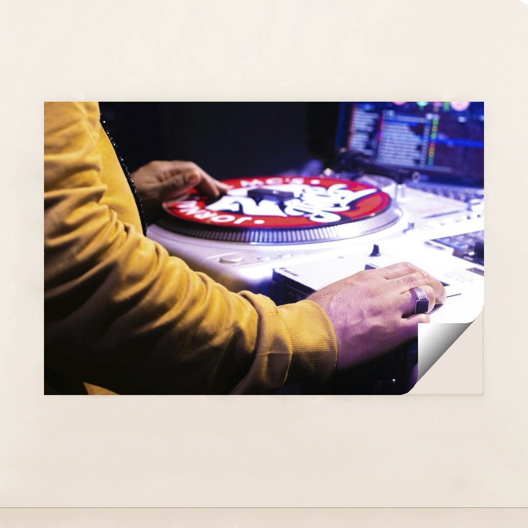 7090414780451 - Product Image