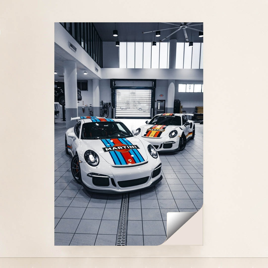 Duo Porsche 911 GT3 Icons in Martini Livery by Jaime Castrillon - Peeliez