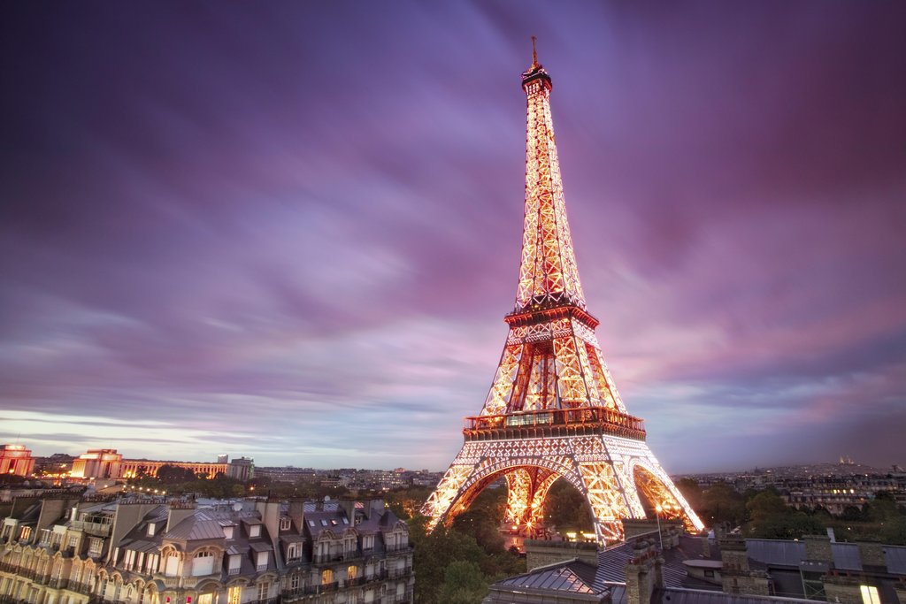 Stock Photos - High View of the Eiffel Tower at dusk
