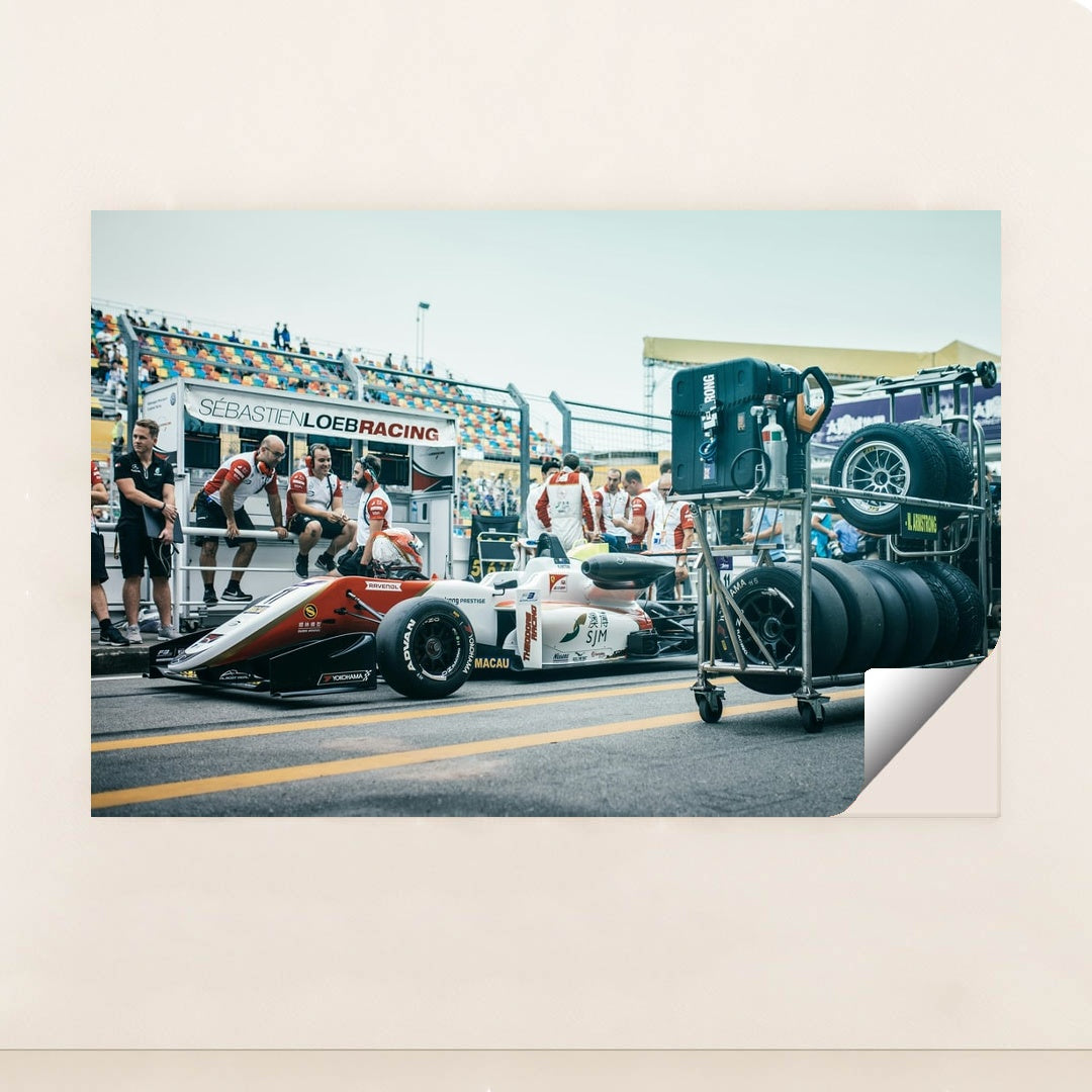 Formula 3 on the Grid – Macau by Chi Hang Leong - Peeliez