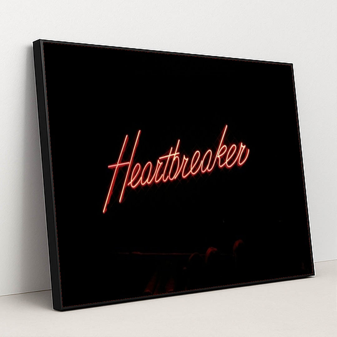 7077676220451 - Product Image