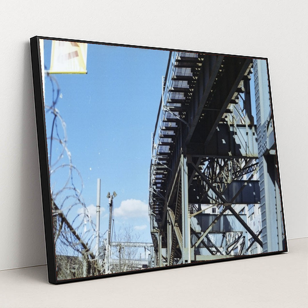 7090703335459 - Product Image