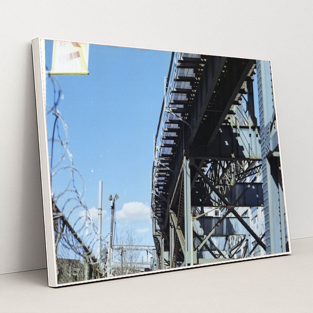 7090703335459 - Product Image