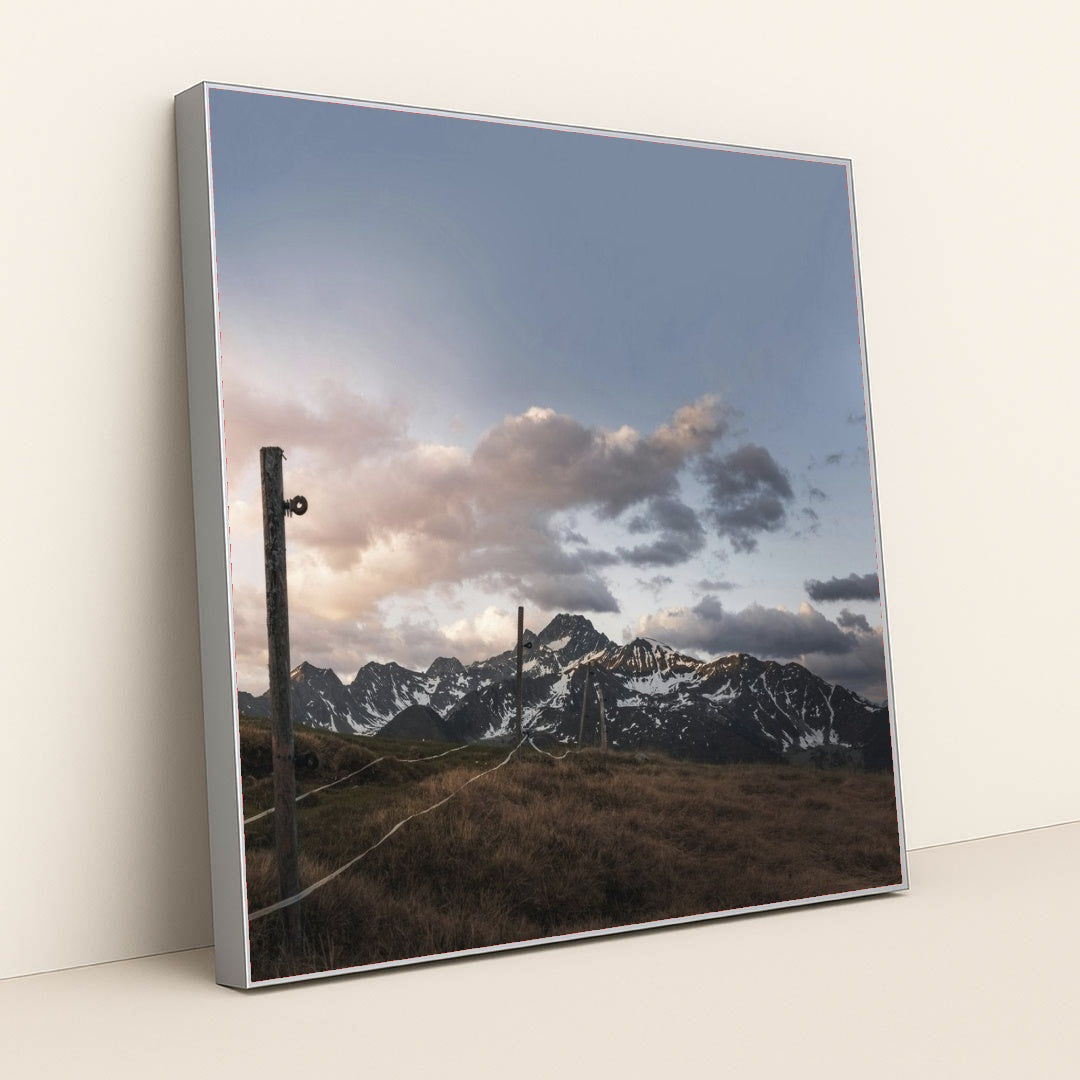 7090354126883 - Product Image