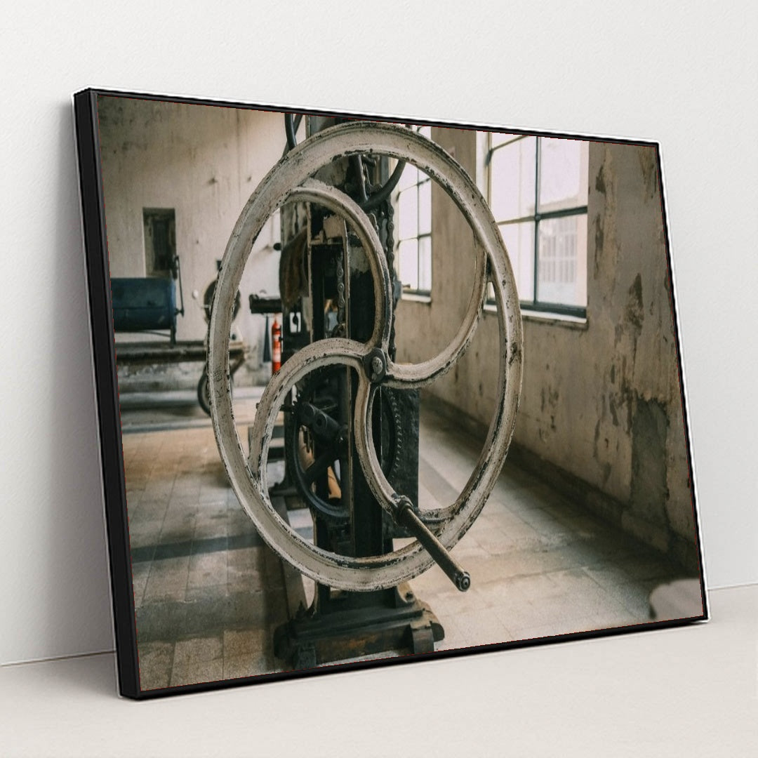 7090698879011 - Product Image