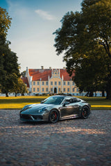 Porsche 911 at the Estate by NORR FOTOGRAFIE
