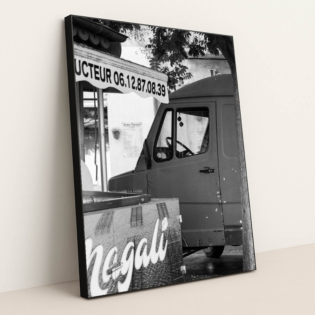 Urban Street Scene in Black and White by Arthur Swiffen - Black Frame Stretchiez