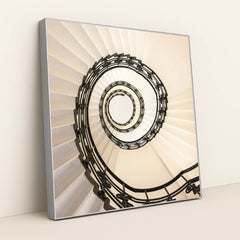 Elegant Spiral Staircase in Hamburg by Wolfgang Weiser - Silver Frame Stretchiez
